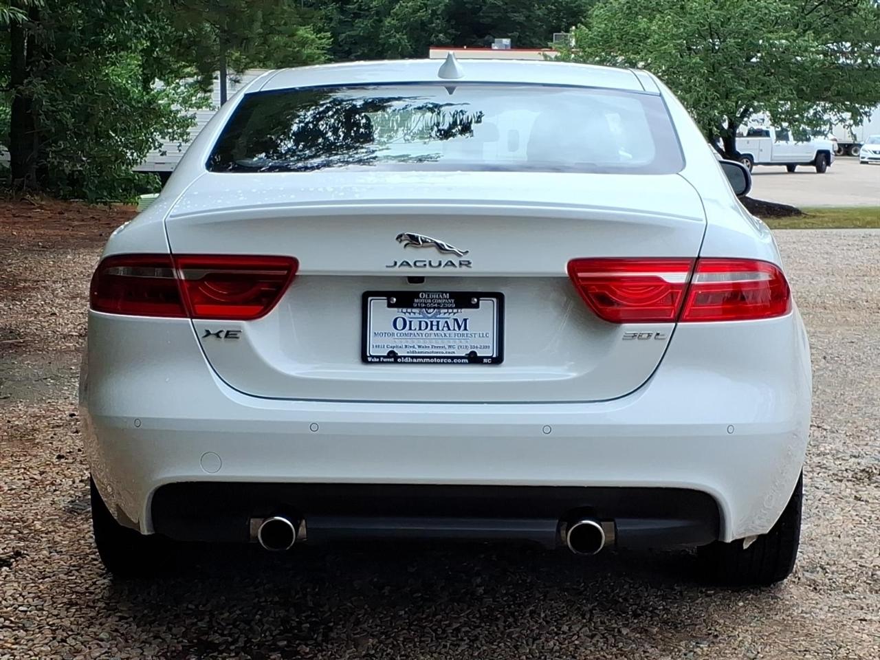 Jaguar XE 30t R-Sport RWD 2018
