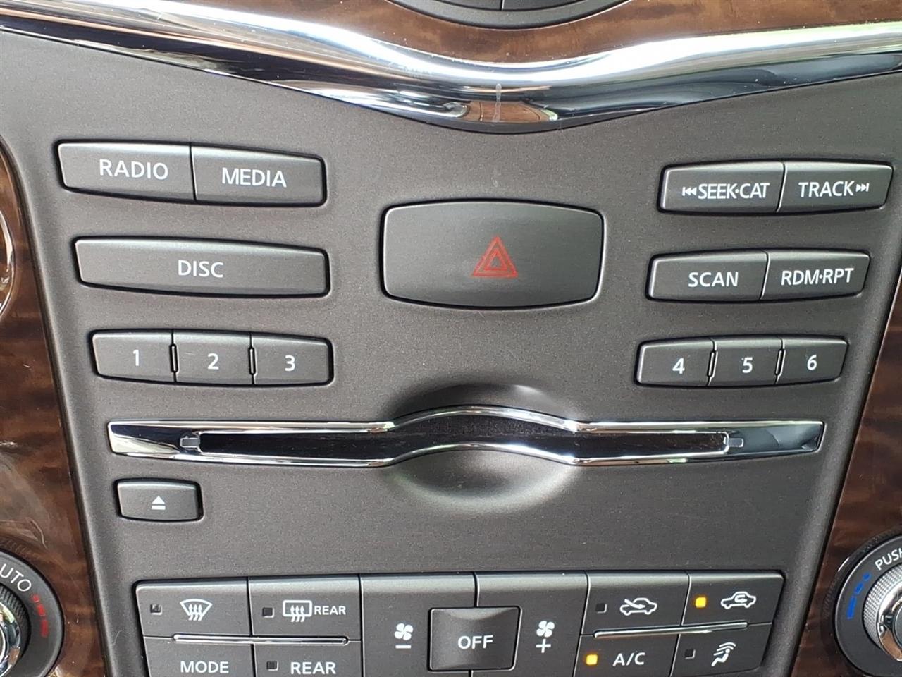 Nissan Armada 4x2 SL 2020