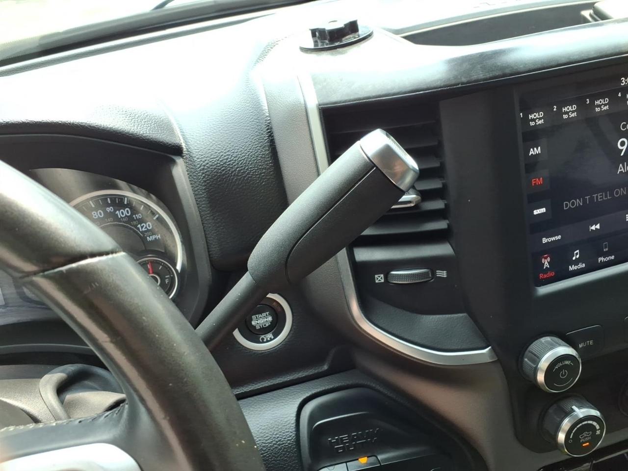 RAM 2500 Big Horn 4x4 Crew Cab 6'4" Box 2019