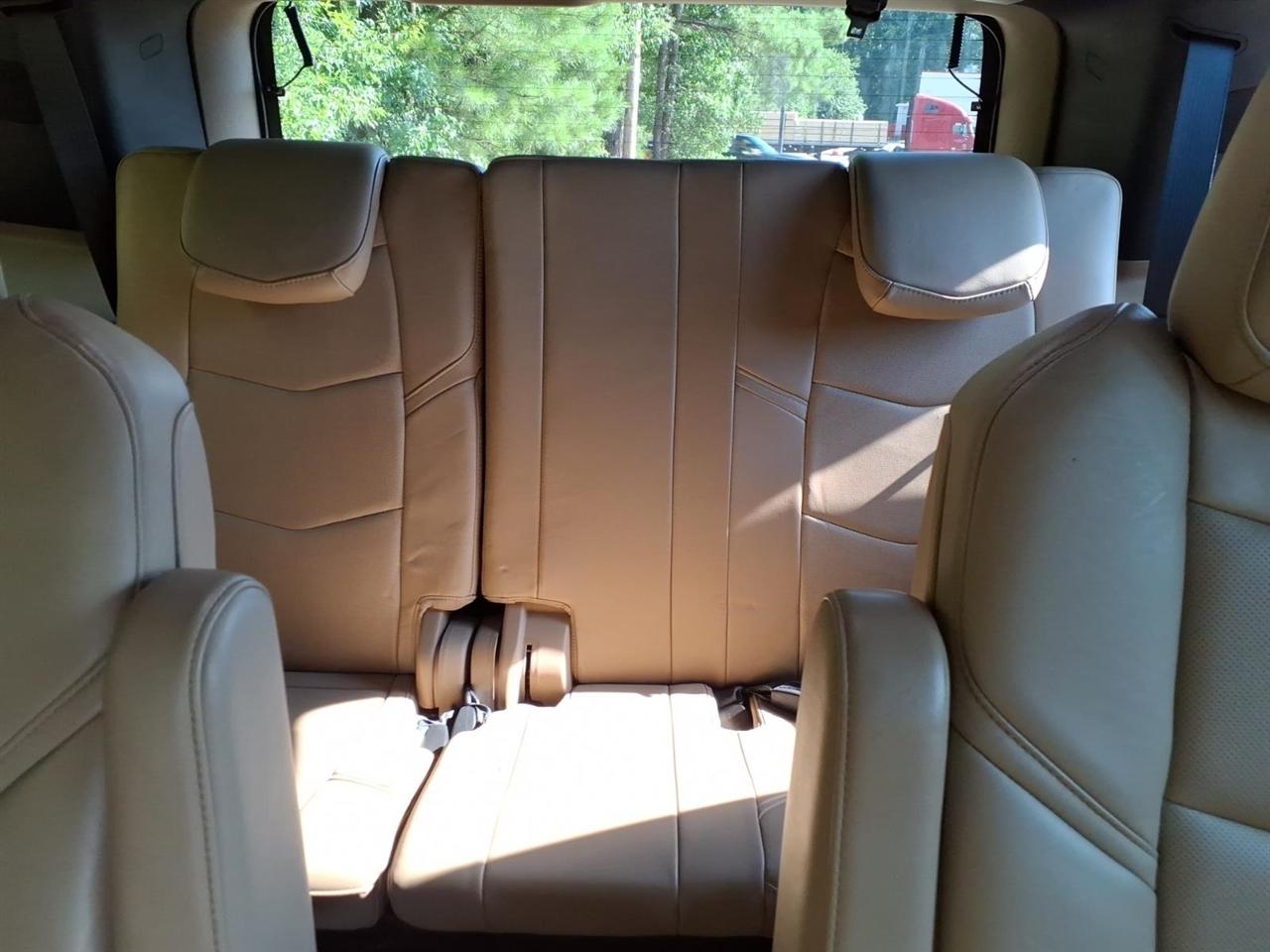 Cadillac Escalade 4WD 4dr Platinum 2018