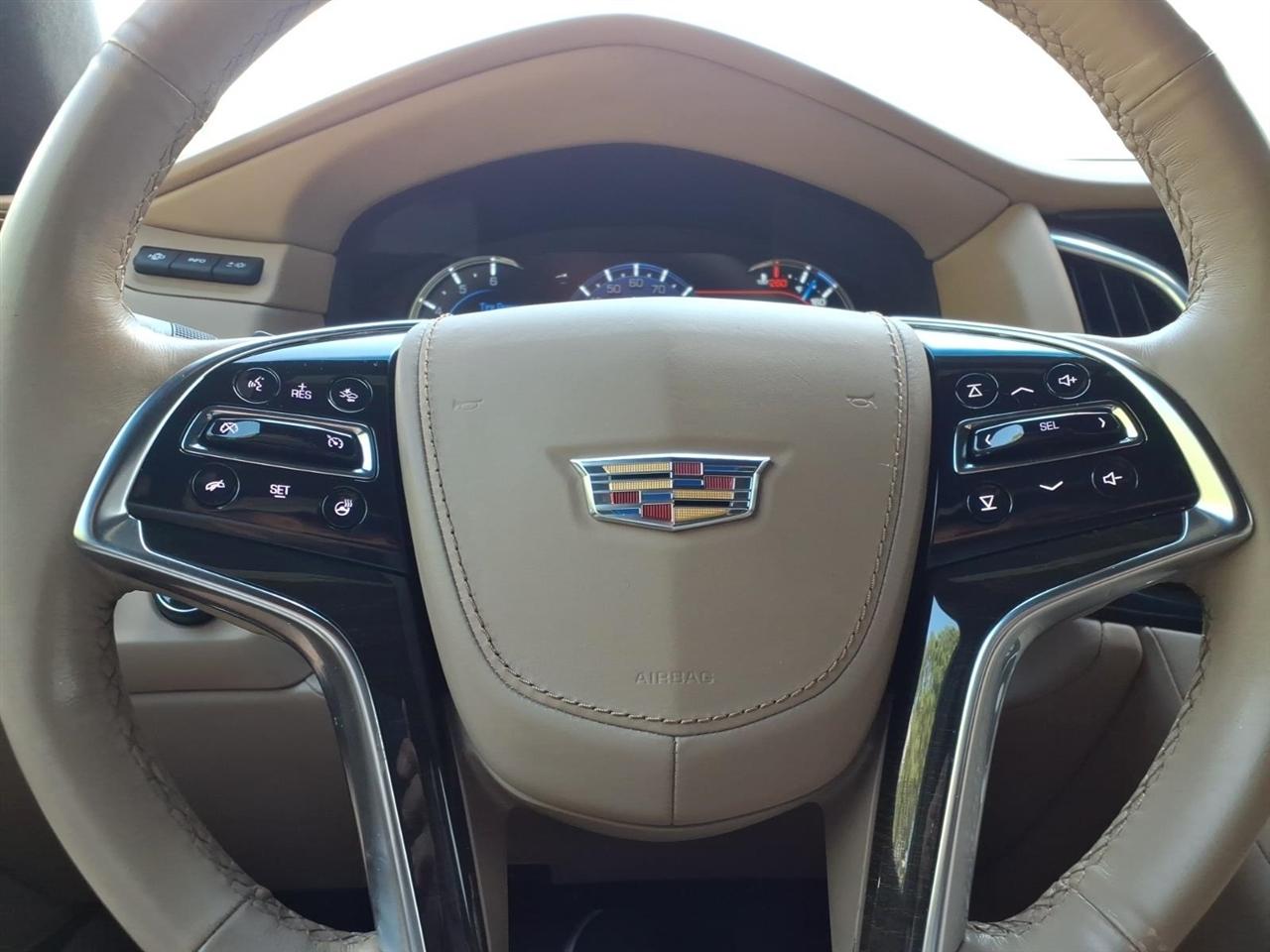 Cadillac Escalade 4WD 4dr Platinum 2018