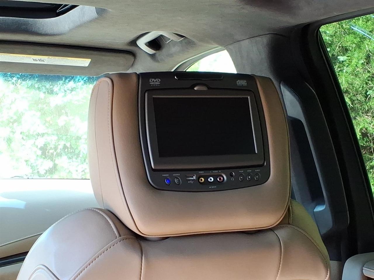 Cadillac Escalade 4WD 4dr Platinum 2018