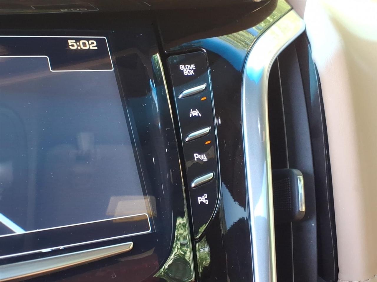 Cadillac Escalade 4WD 4dr Platinum 2018