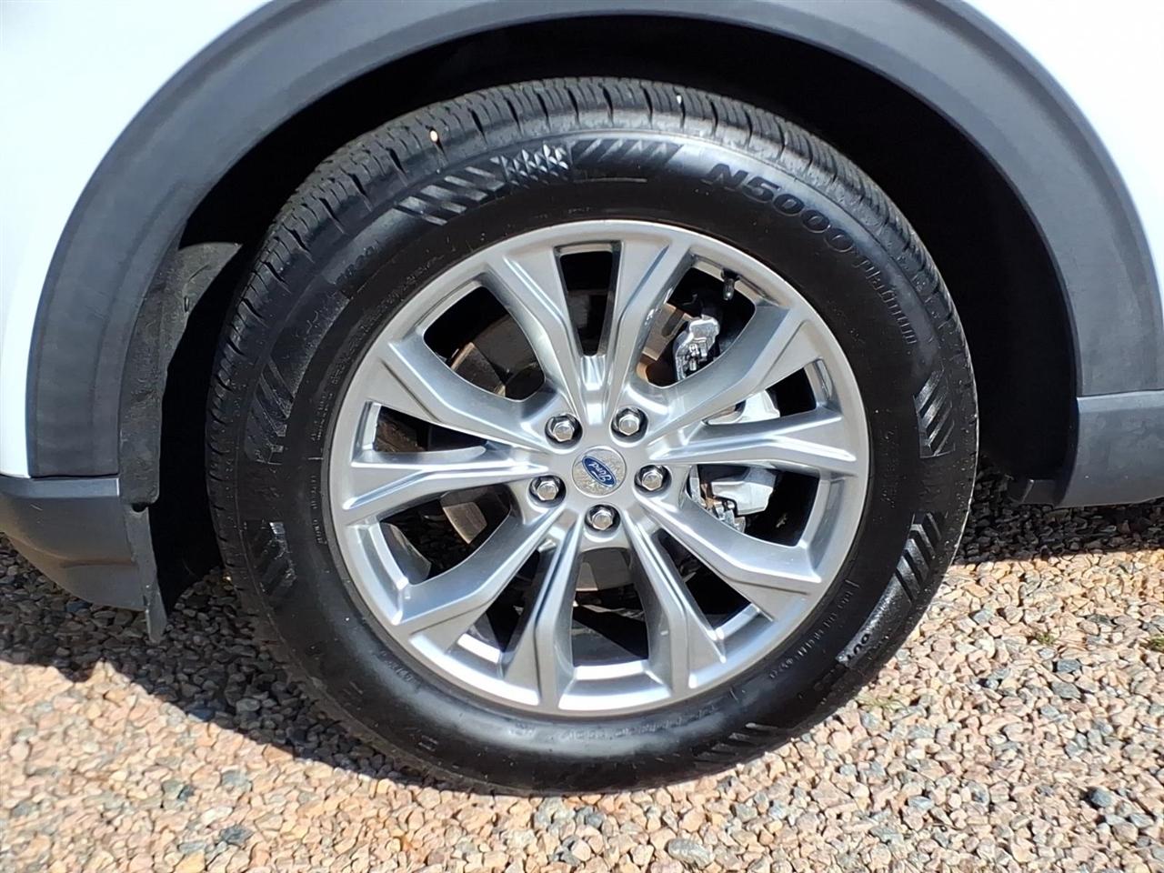 Ford Explorer XLT 4WD 2020