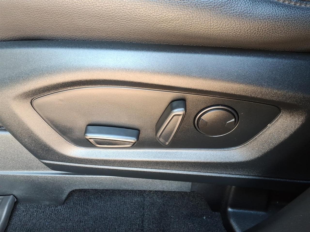 Ford Explorer XLT 4WD 2020