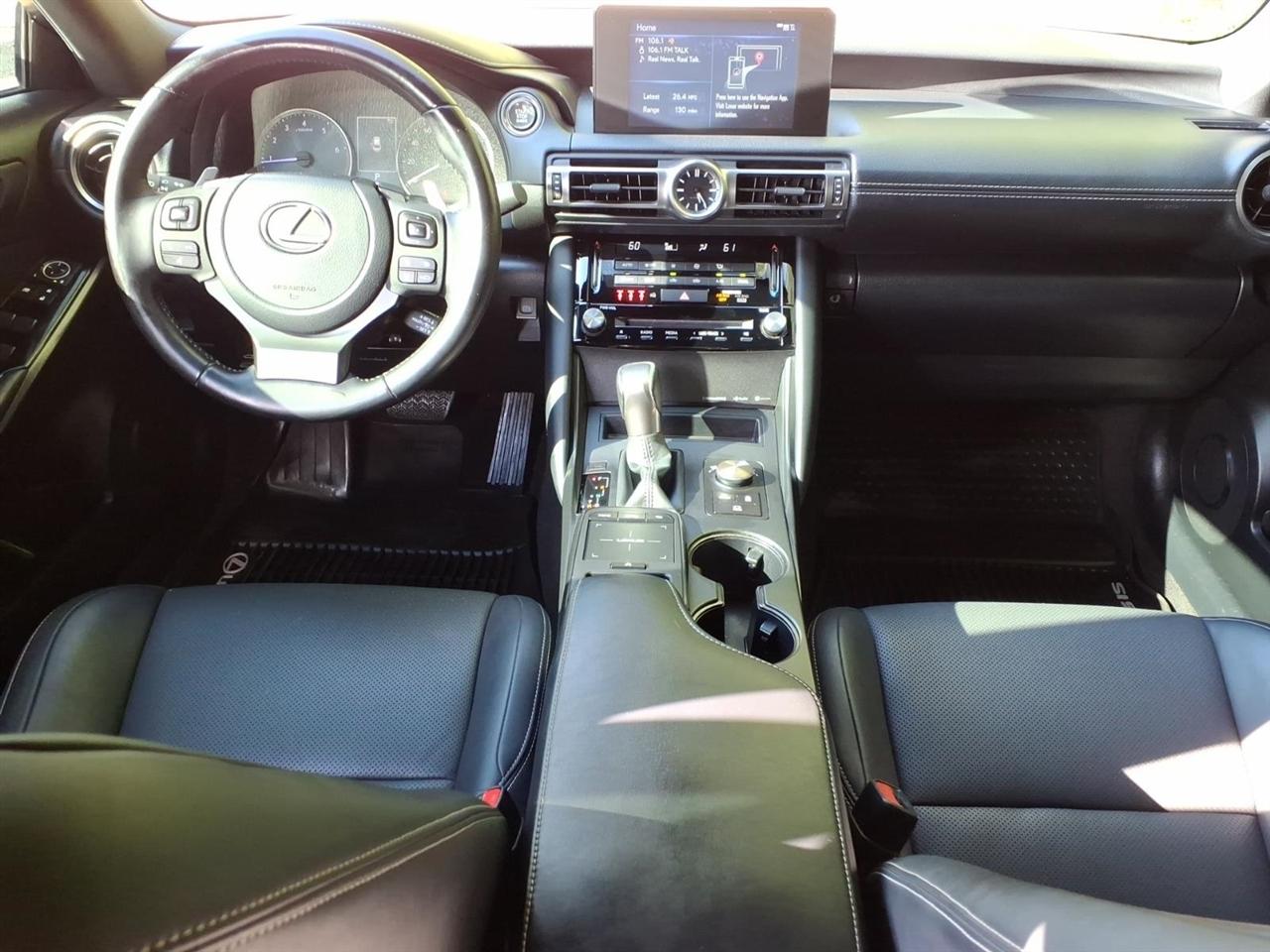 Lexus IS IS 300 RWD 2022
