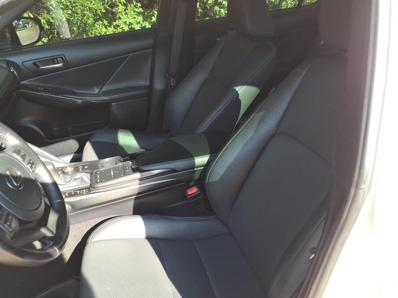 Lexus IS IS 300 RWD 2022