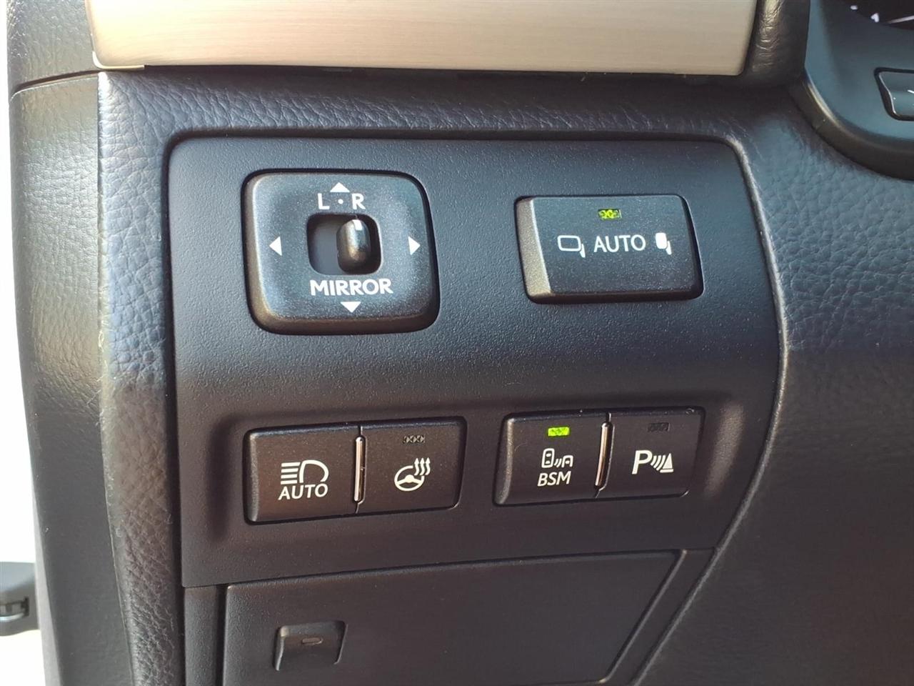Lexus LS 460 4dr Sdn RWD 2014