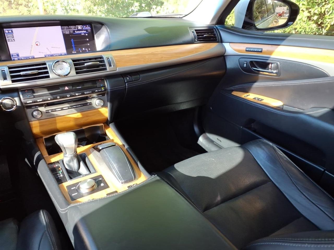 Lexus LS 460 4dr Sdn RWD 2014