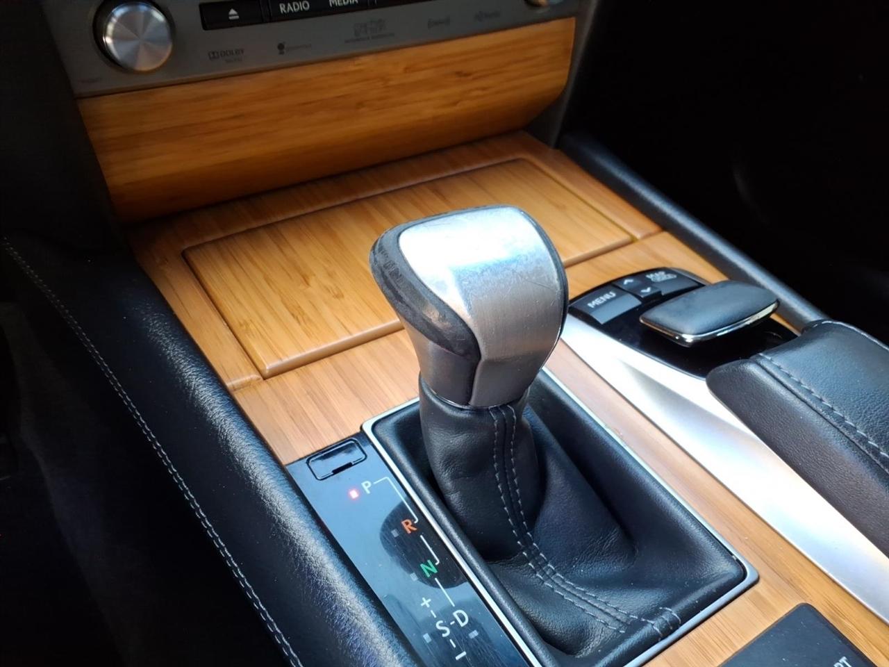 Lexus LS 460 4dr Sdn RWD 2014