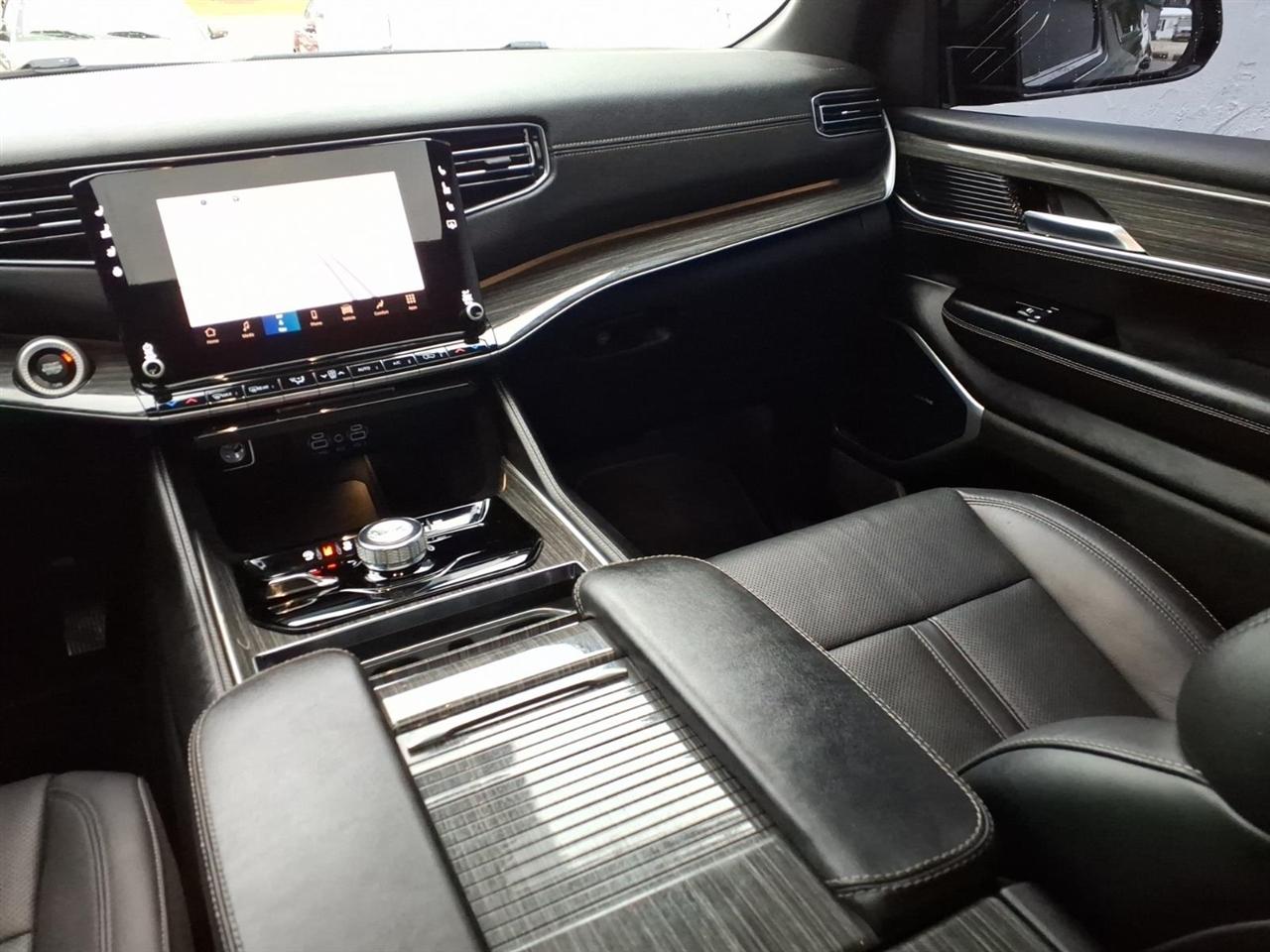 Jeep Wagoneer Series II 4x4 2022