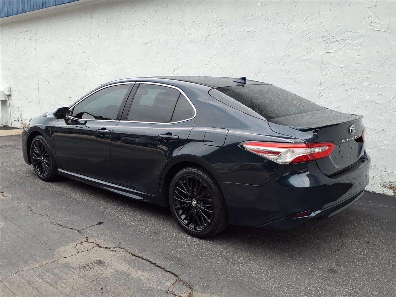 Toyota Camry XLE Auto (Natl) 2019