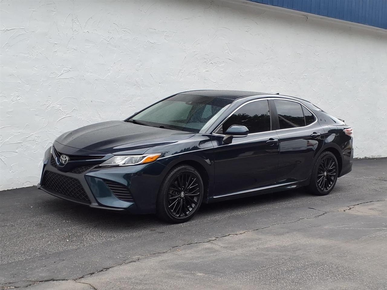 Toyota Camry XLE Auto (Natl) 2019