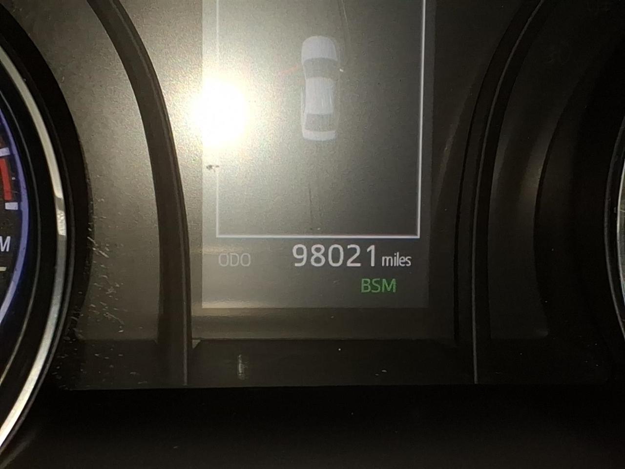 Toyota Camry XLE Auto (Natl) 2019