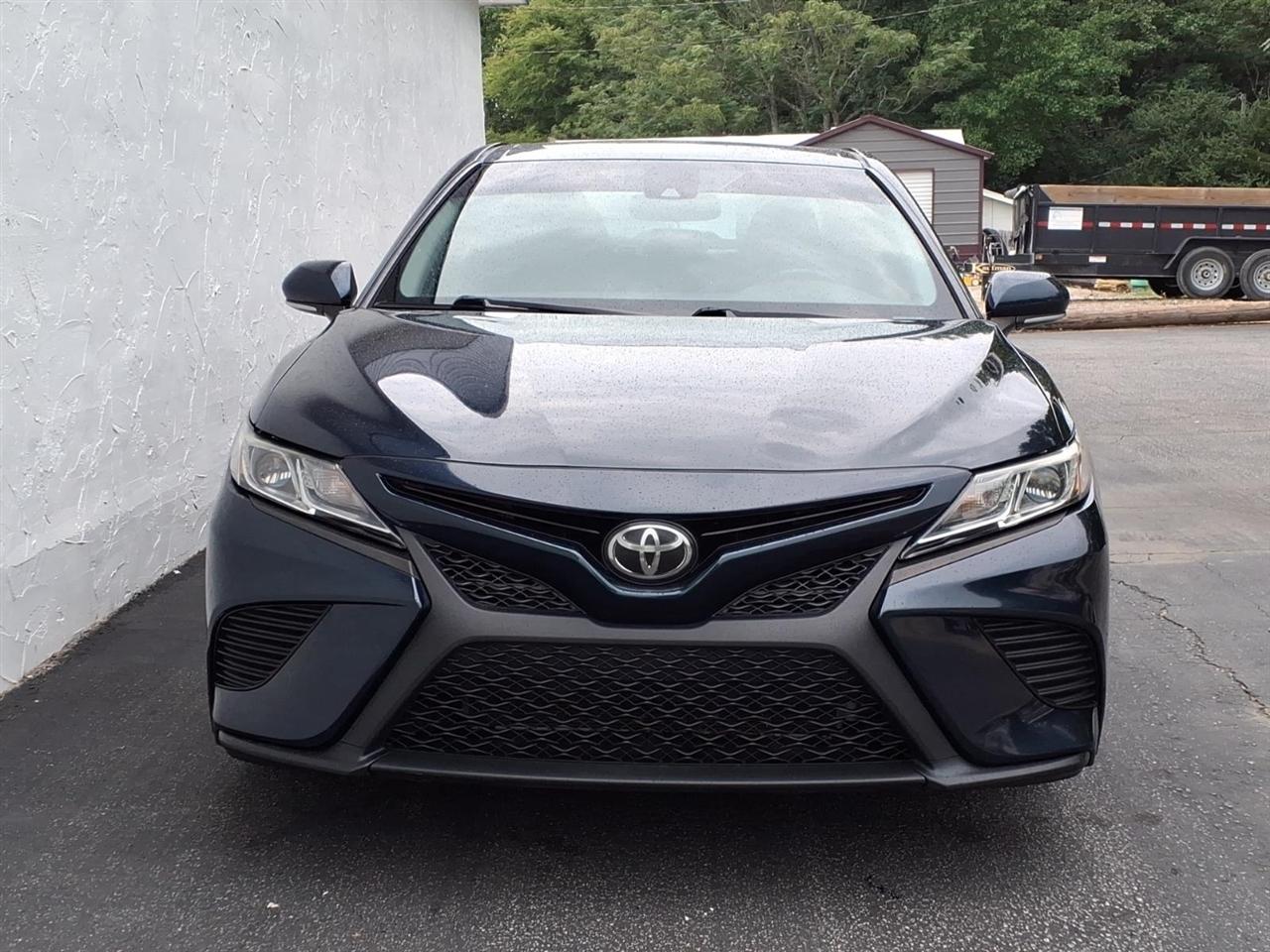 Toyota Camry XLE Auto (Natl) 2019