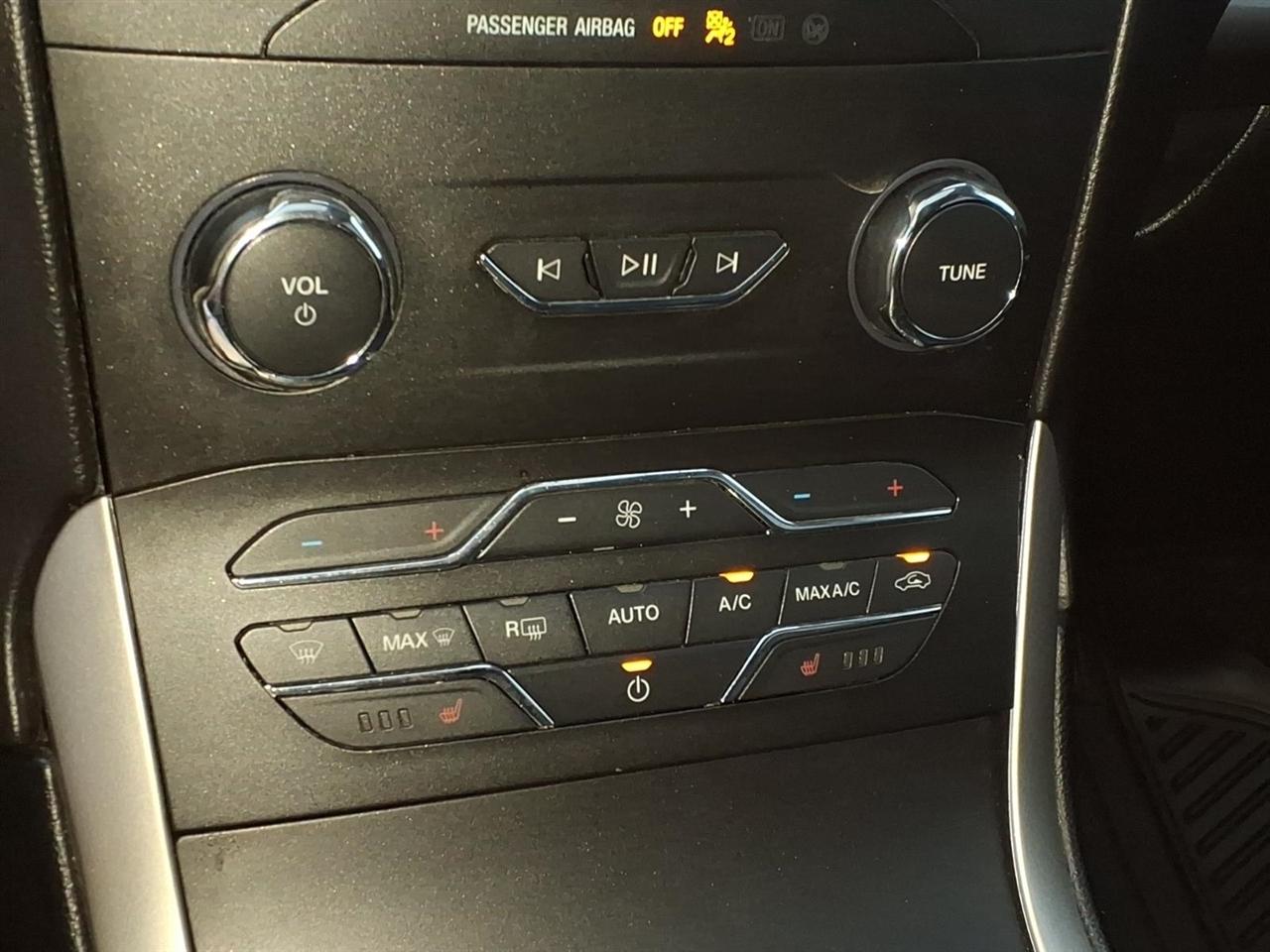 Ford Edge SEL FWD 2019