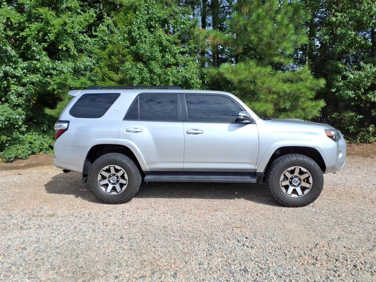 Toyota 4Runner TRD Off Road Premium 4WD (Natl) 2020