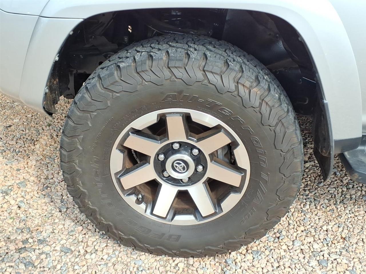 Toyota 4Runner TRD Off Road Premium 4WD (Natl) 2020