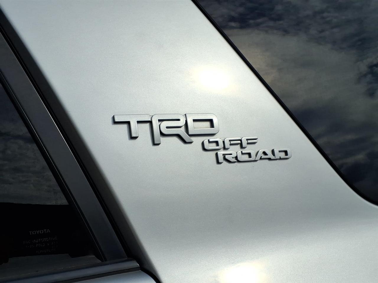 Toyota 4Runner TRD Off Road Premium 4WD (Natl) 2020