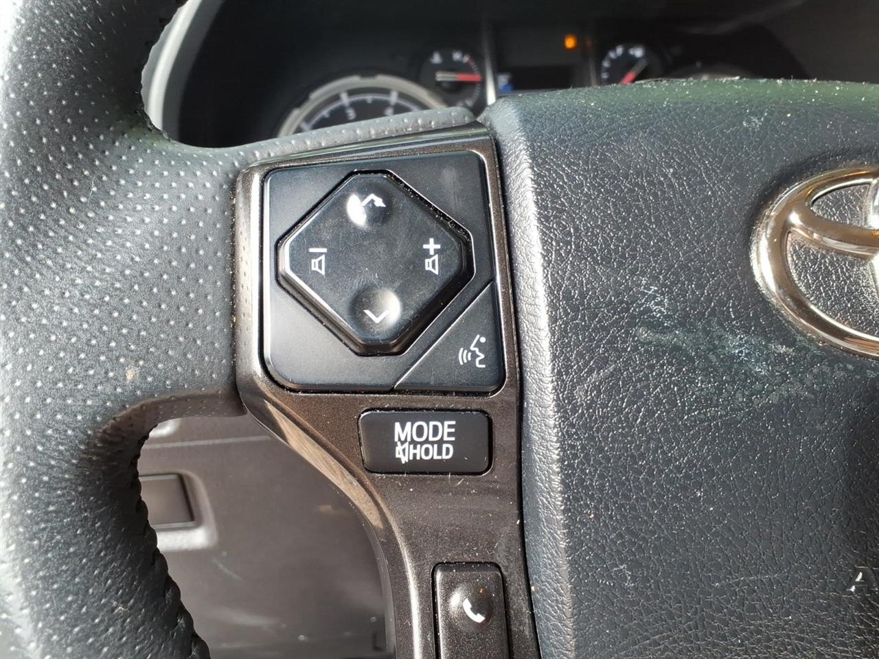 Toyota 4Runner TRD Off Road Premium 4WD (Natl) 2020