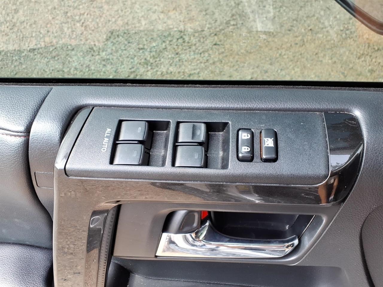 Toyota 4Runner TRD Off Road Premium 4WD (Natl) 2020