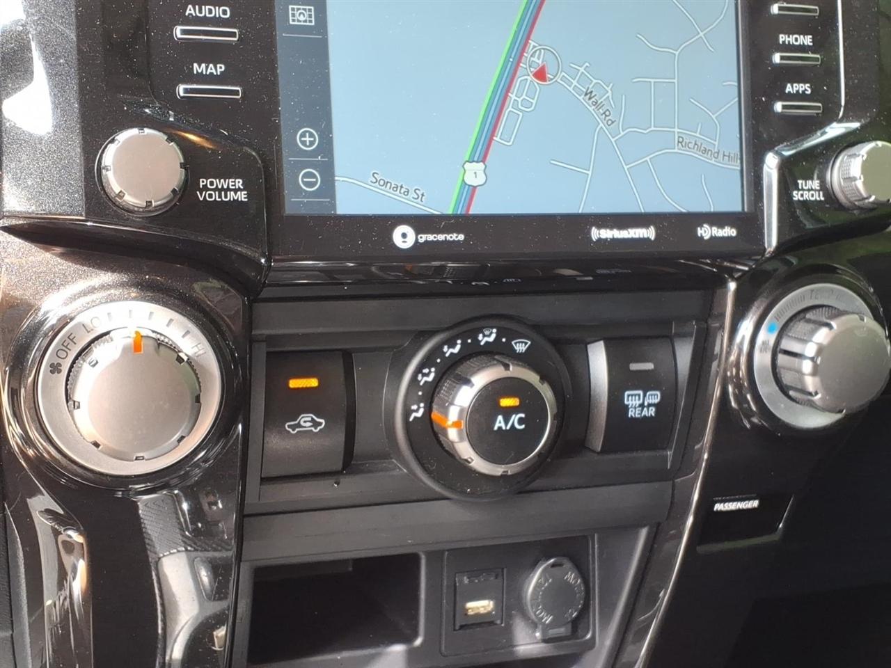 Toyota 4Runner SR5 4WD (Natl) 2020