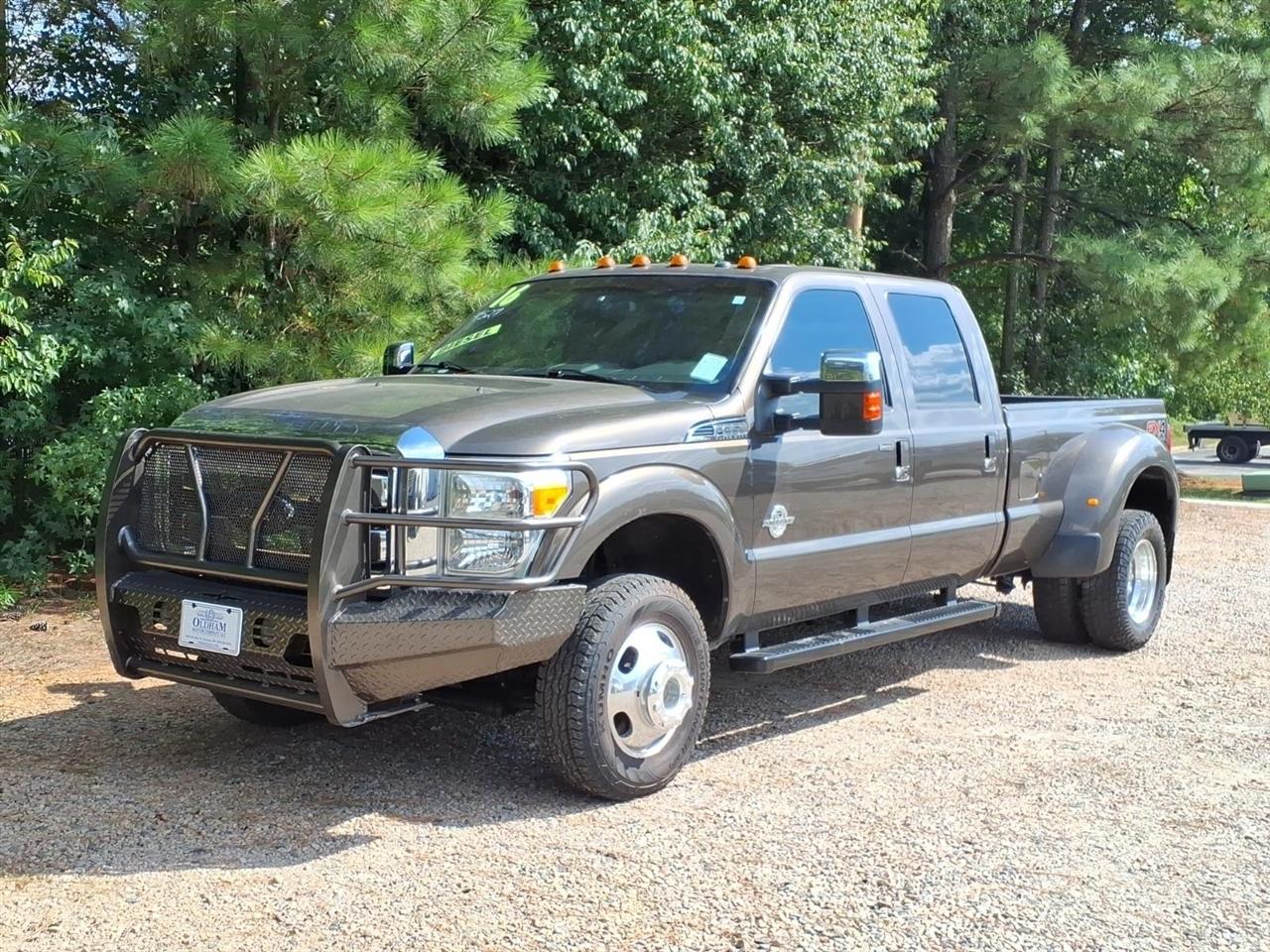 Ford Super Duty F-350 DRW 4WD Crew Cab 172" Platinum 2016