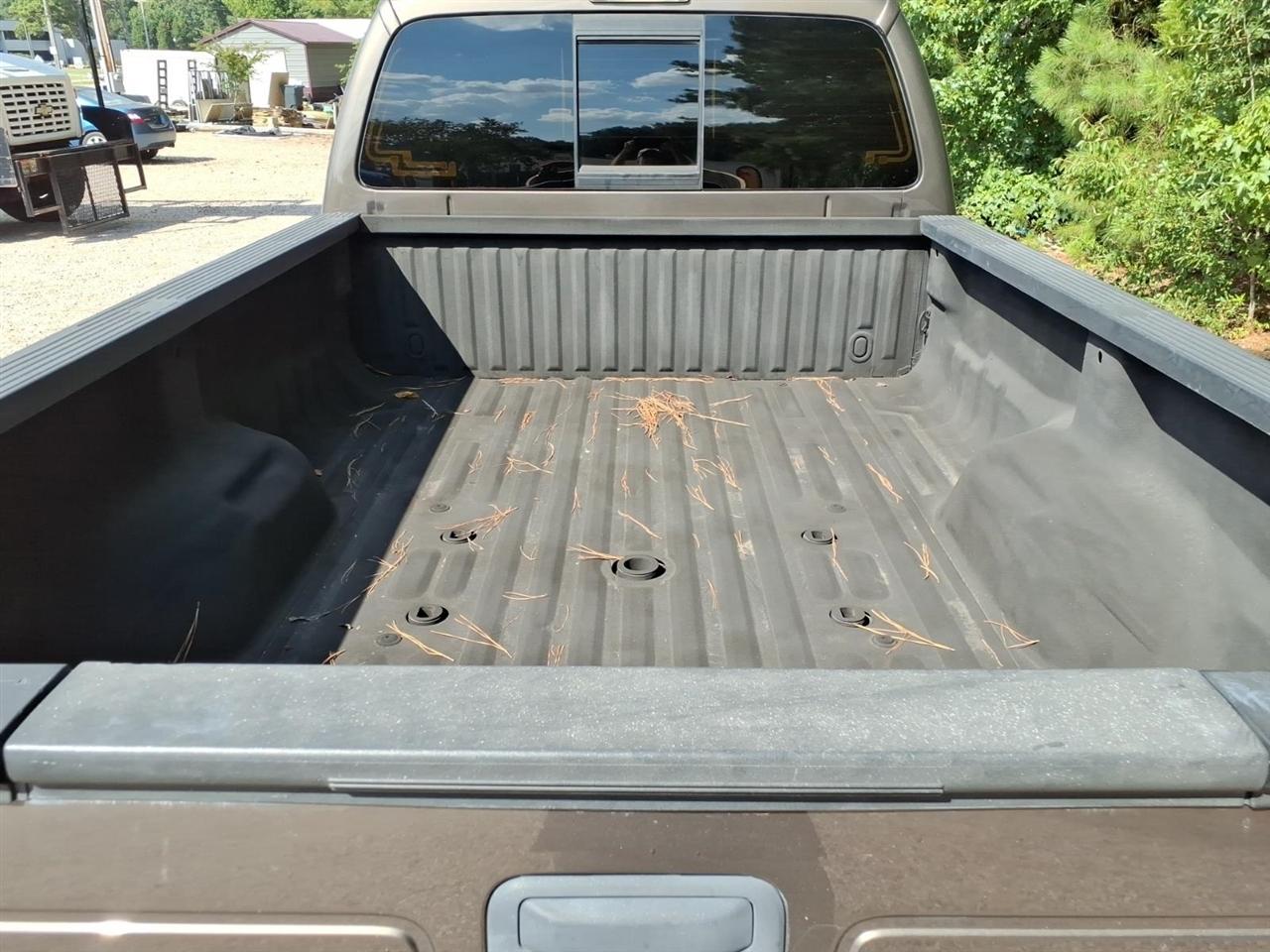 Ford Super Duty F-350 DRW 4WD Crew Cab 172" Platinum 2016