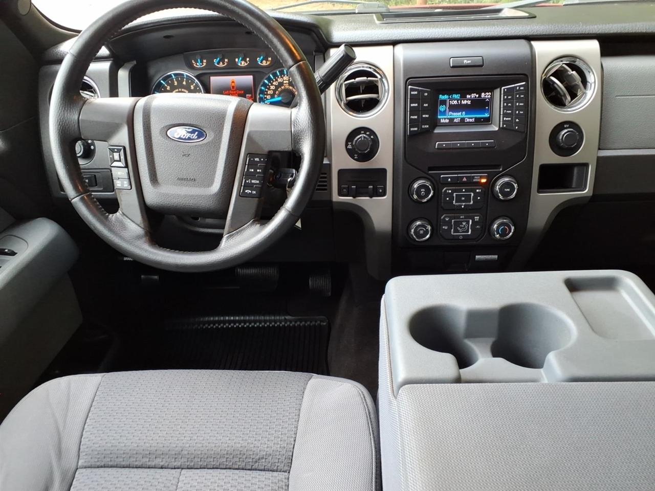 Ford F-150 4WD SuperCrew 145" Platinum 2013