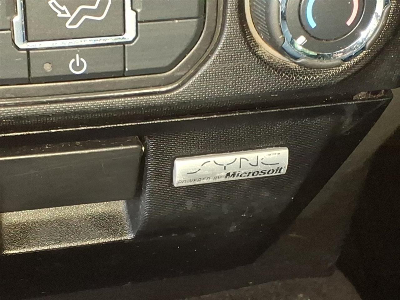 Ford F-150 4WD SuperCrew 145" XL 2013