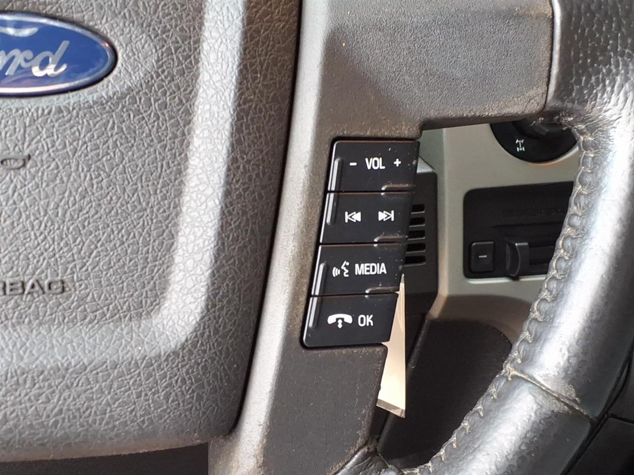 Ford F-150 4WD SuperCrew 145" XL 2013