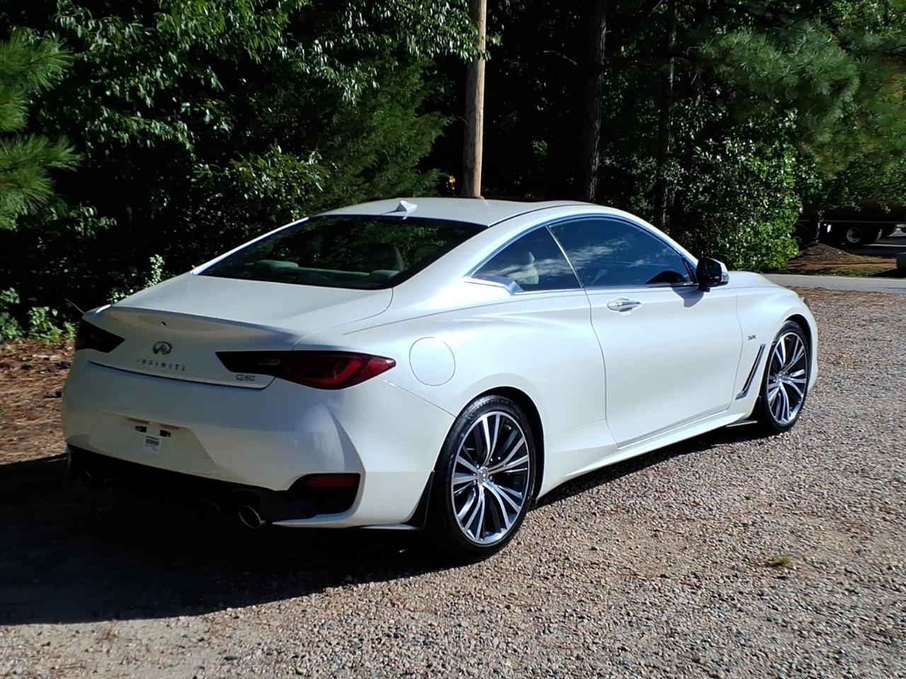Infiniti Q60 3.0t LUXE RWD 2018
