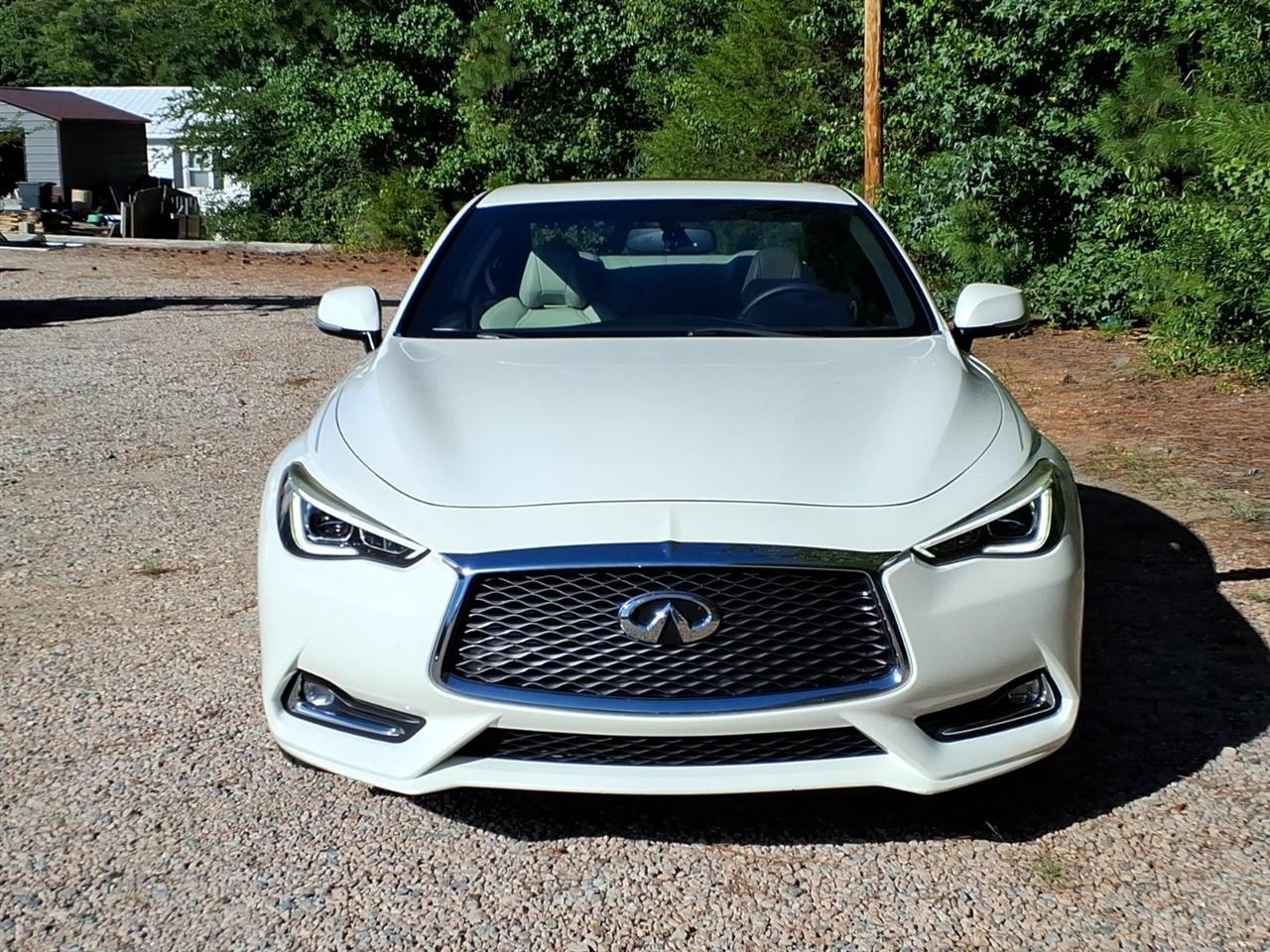 Infiniti Q60 3.0t LUXE RWD 2018