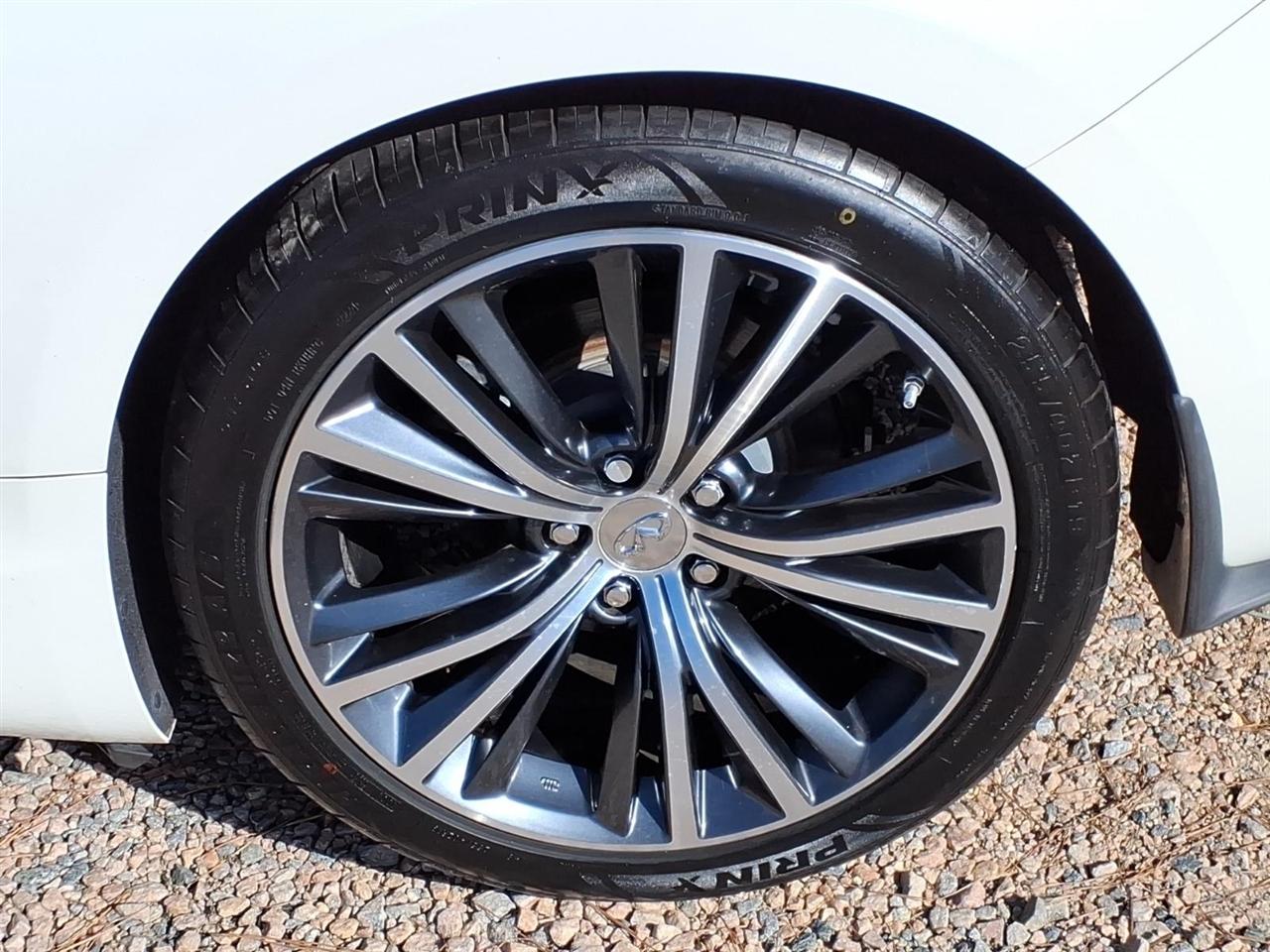 Infiniti Q60 3.0t LUXE RWD 2018
