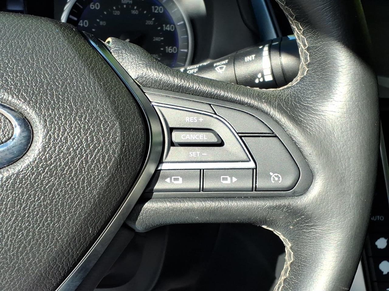 Infiniti Q60 3.0t LUXE RWD 2018