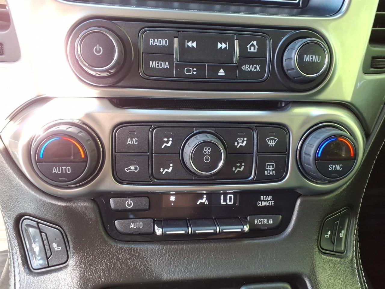 Chevrolet Tahoe 4WD 4dr LT 2020