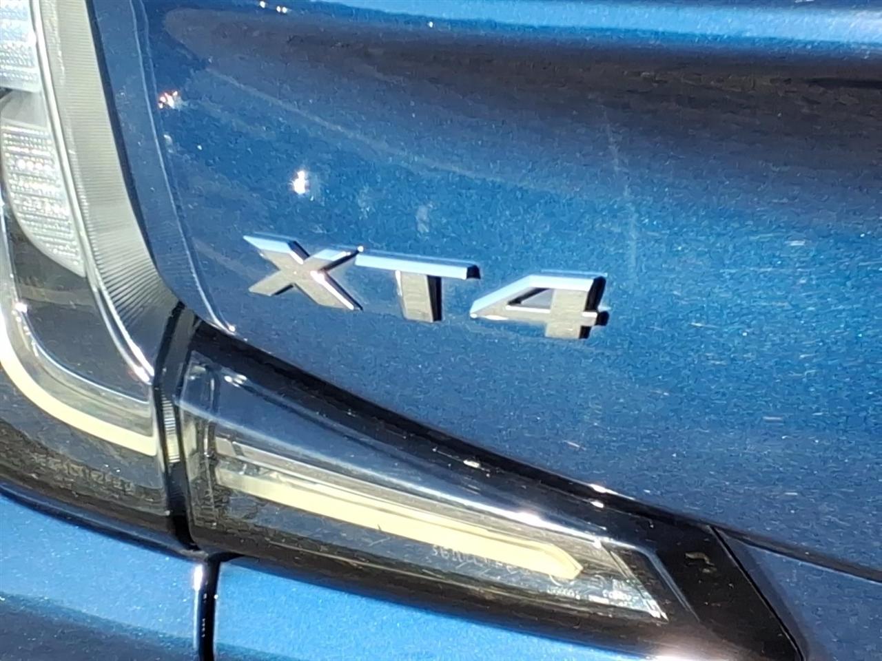 Cadillac XT4 AWD 4dr Sport 2020