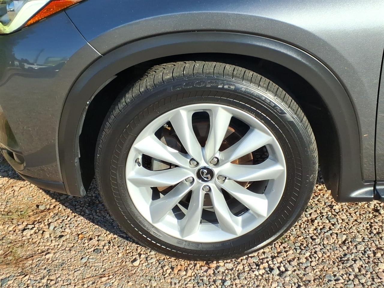 Infiniti QX50 ESSENTIAL AWD 2019