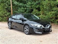 2017 Nissan Maxima 