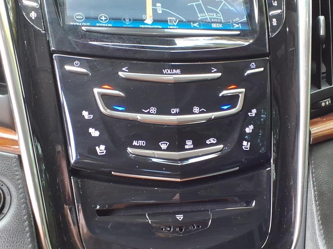 Cadillac Escalade 4WD 4dr Premium 2015