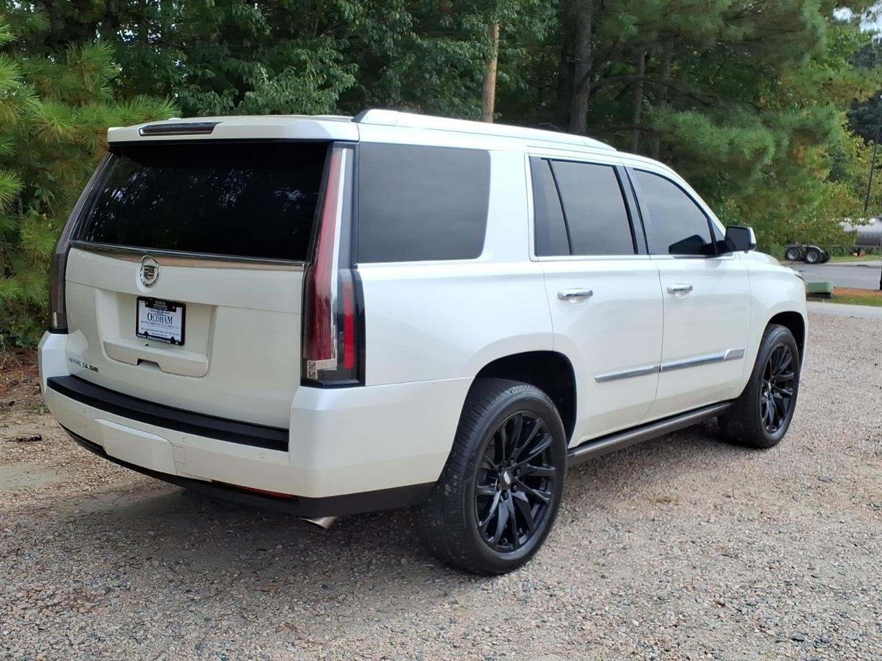 Cadillac Escalade 4WD 4dr Premium 2015