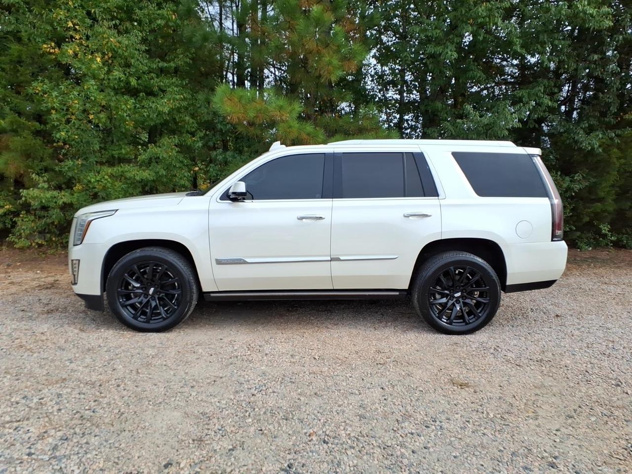 Cadillac Escalade 4WD 4dr Premium 2015