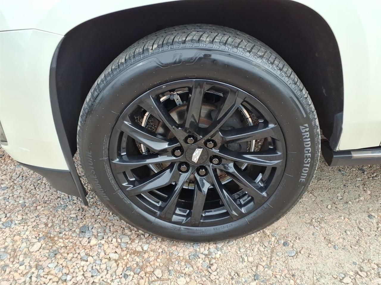 Cadillac Escalade 4WD 4dr Premium 2015