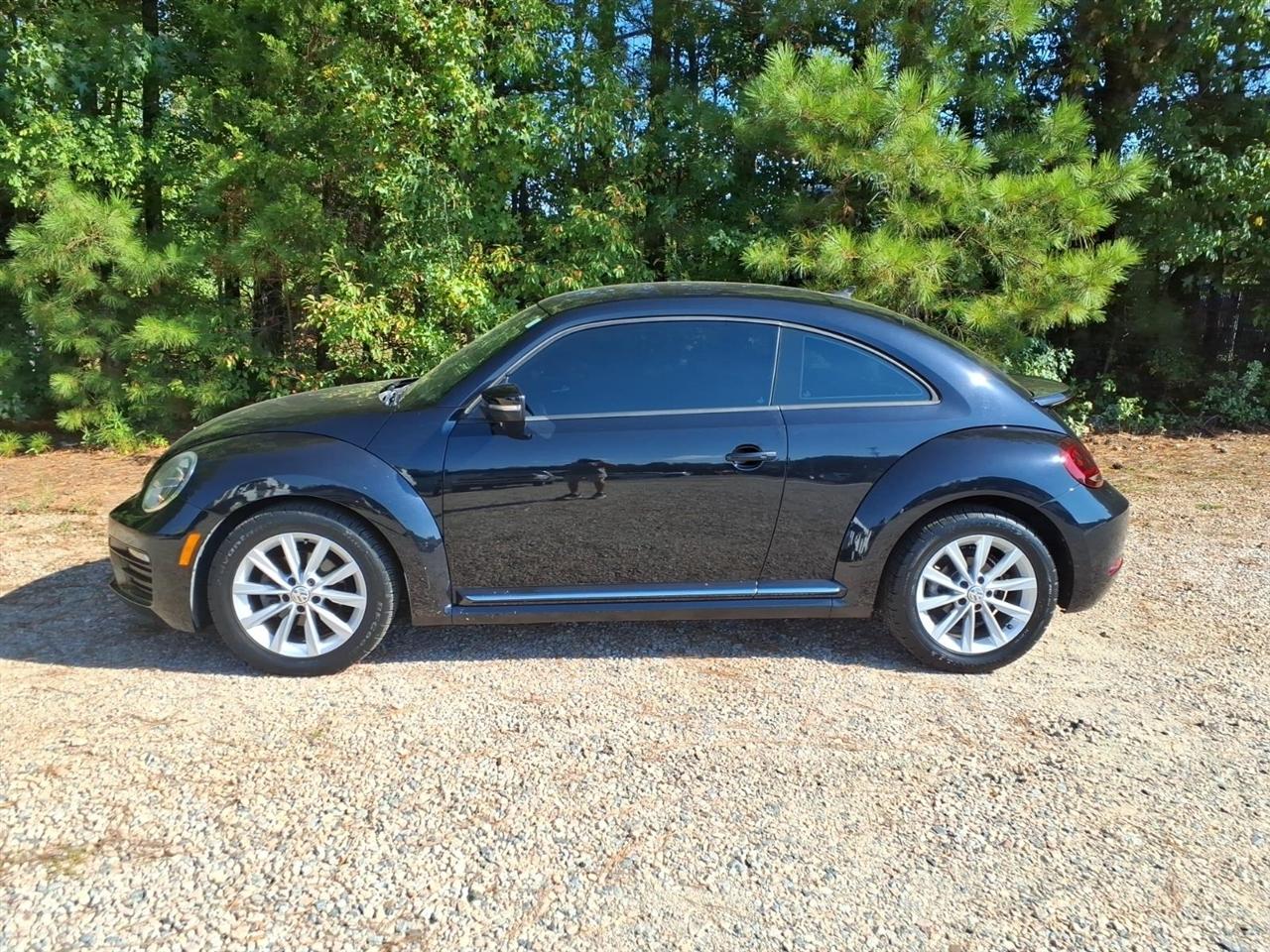 Volkswagen Beetle S Auto 2018