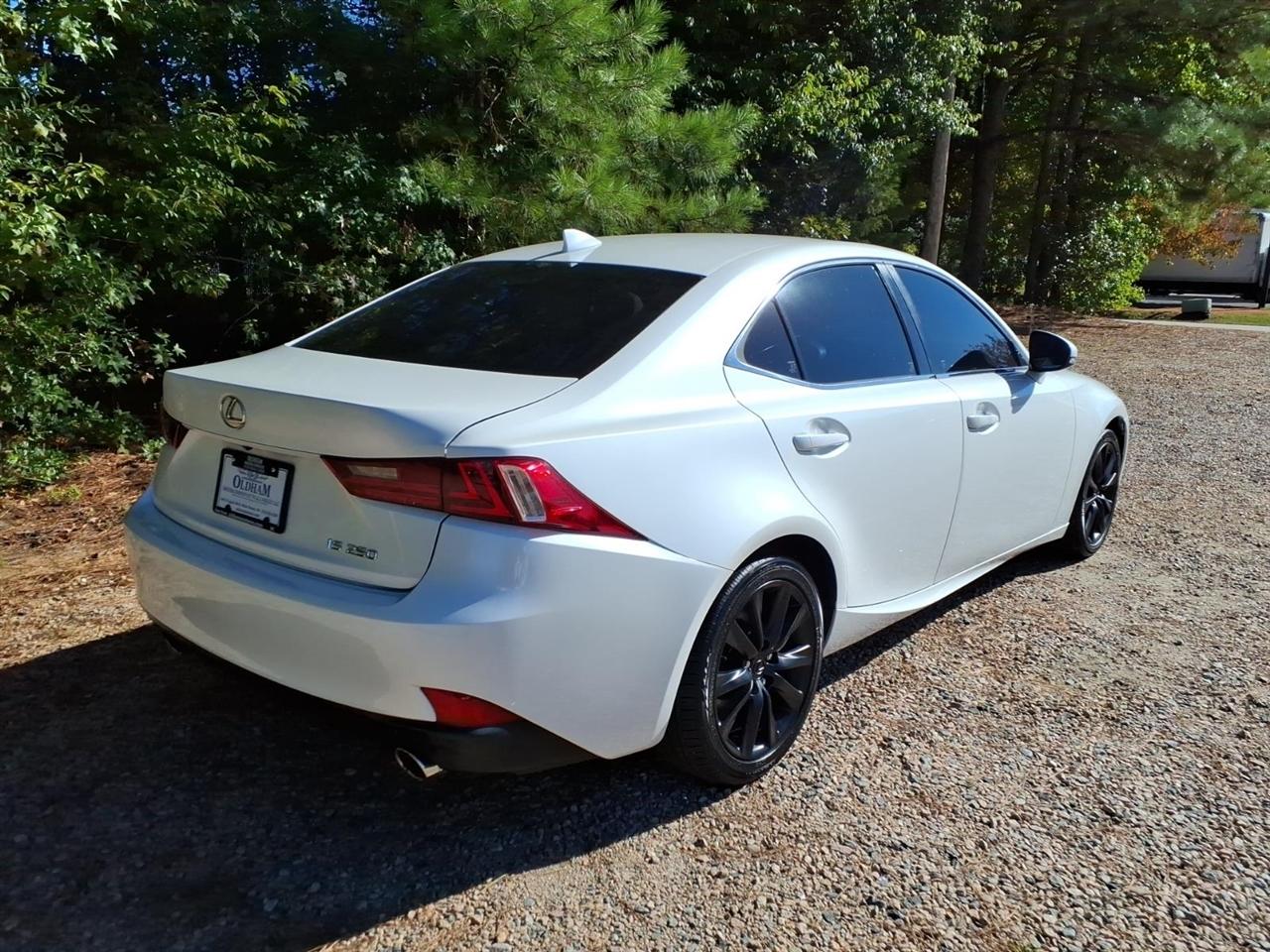 Lexus IS 250 4dr Sport Sdn RWD 2015