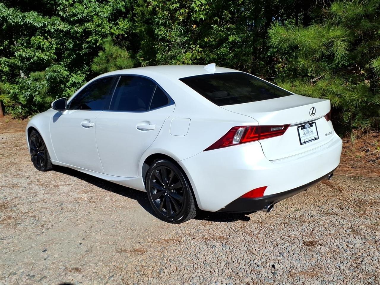 Lexus IS 250 4dr Sport Sdn RWD 2015