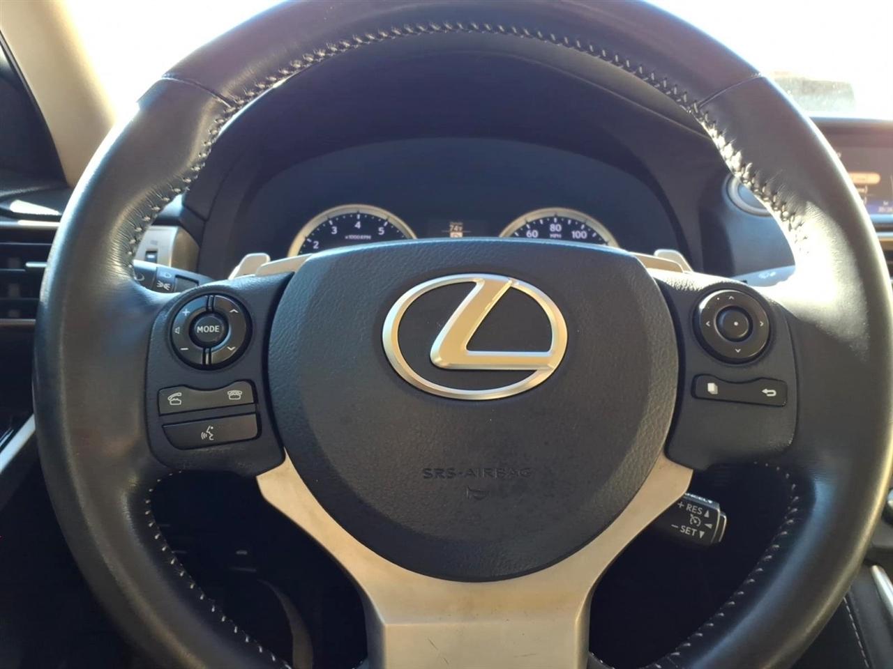 Lexus IS 250 4dr Sport Sdn RWD 2015