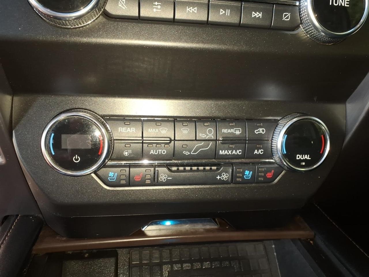 Ford Expedition Max Platinum 4x2 2019