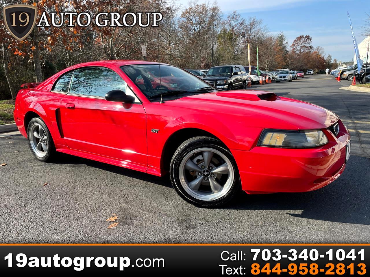 Ford Mustang GT Deluxe Coupe 2002