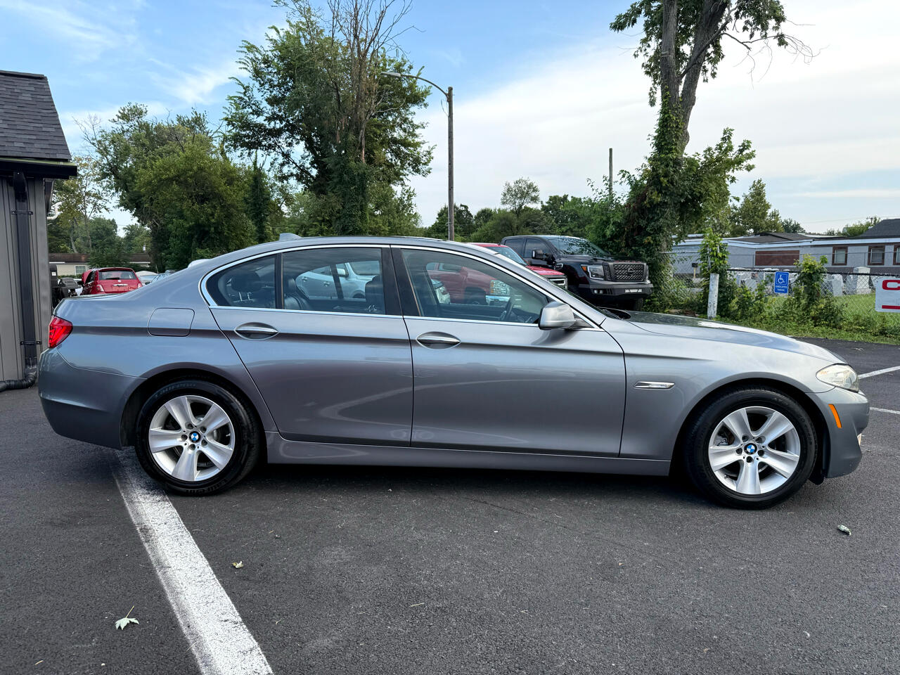 BMW 5-Series 528i 2013